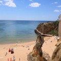 Praia da Rocha Algarve: het brede strand bij Portimão, kustwandelingen en de beste tijd