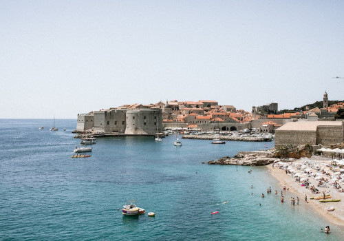 Wanneer is het zeewater in Polignano a Mare het fijnste om in te zwemmen?